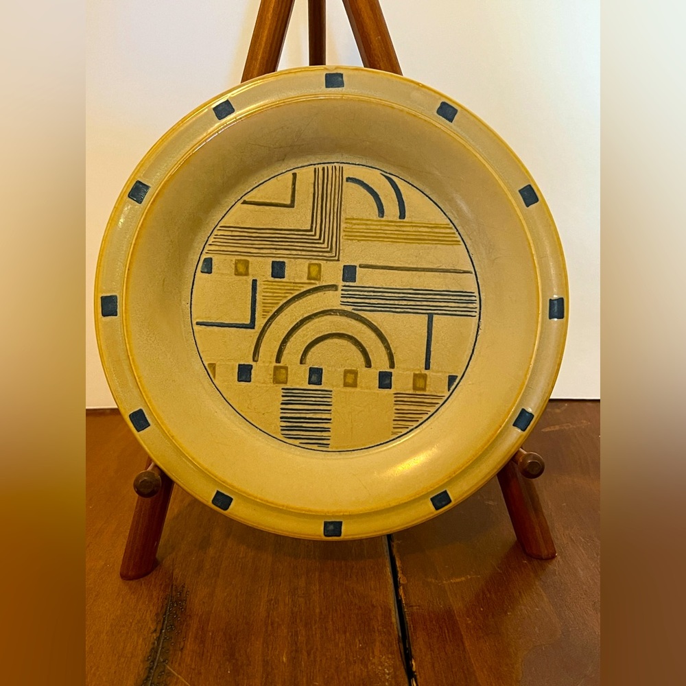 INTERIORS PRAIRIE GOLDEN WHEAT UNITY SALAD PLATE BLUE GEOMETRIC CENTER (2)